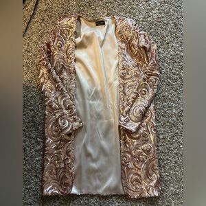 Elegant Sequin Blazer in Gold and Cream